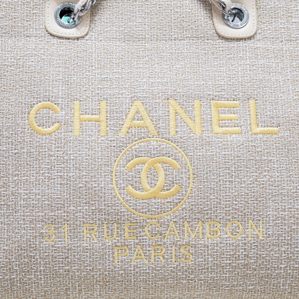 シャネルバッグ角部分ディテール